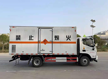 鹤山爆破器材运输车